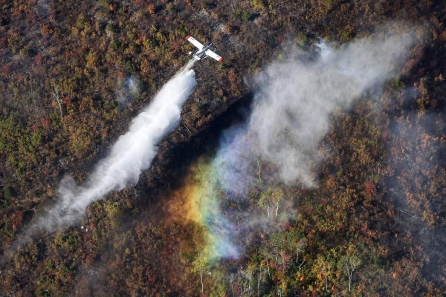 Plane fighting wildfire crashes in N.W.T., 3 people on board