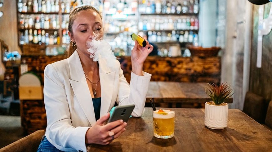Switching from cigarettes to vapes linked to higher risk of major eye diseases, large study finds