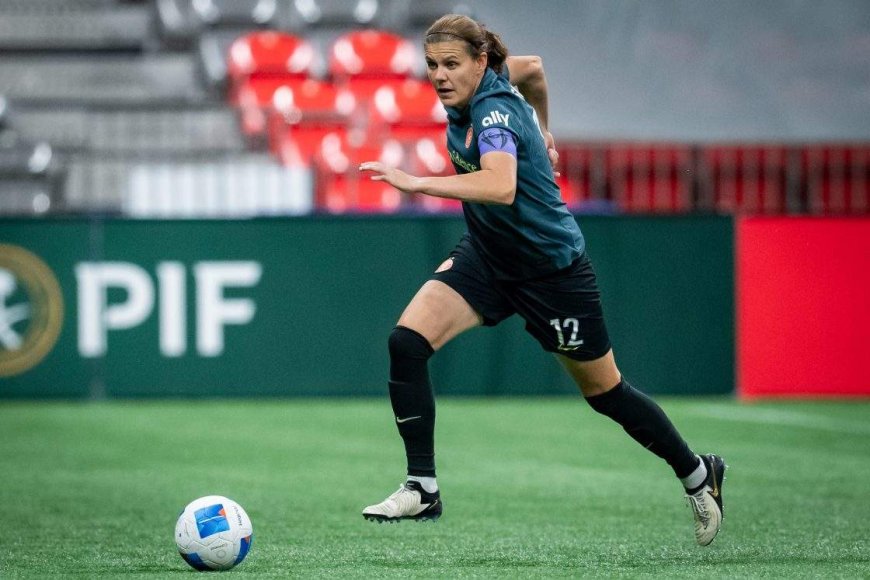 Christine Sinclair, Michael J. Fox among new Order of Canada appointees