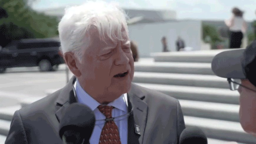 House Democrat lashes out when grilled on whether socialist victories would threaten Dem unity