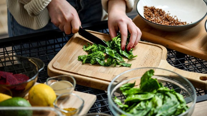 These leafy greens could help protect your lungs, study suggests