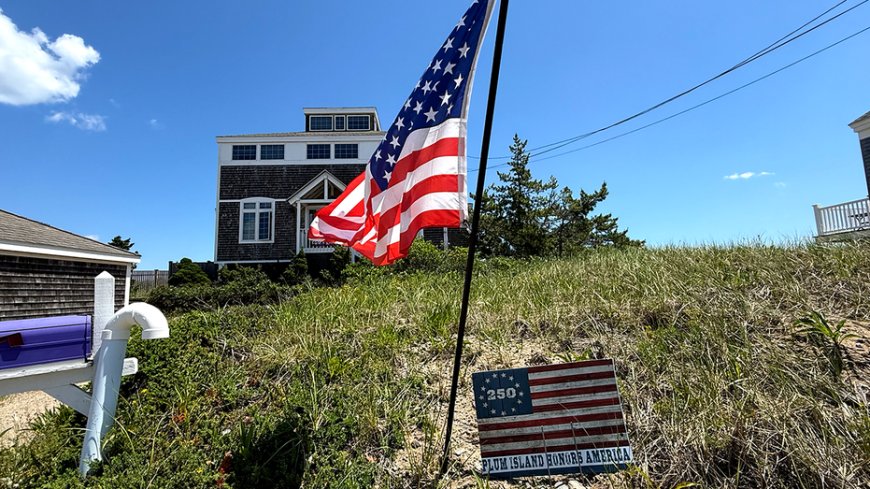 Massachusetts homeowners stunned after town warns July 4 flags threaten endangered birds