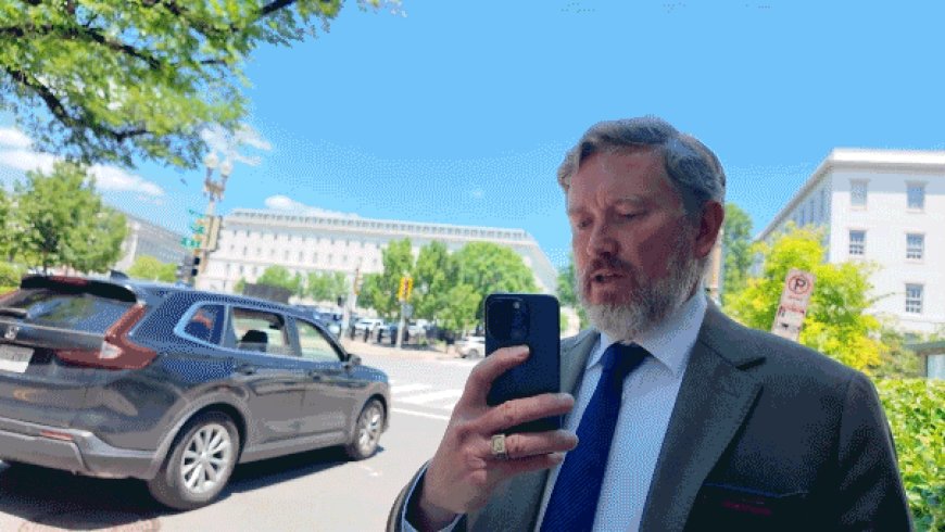Massie lashes out when pressed on ex-girlfriend's allegations of affair with GOP firebrand