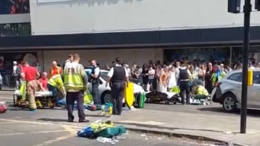 WATCH: Somali Man Attempts To Murder Five in London Ramming Attack
