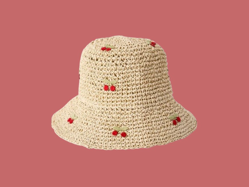 The Curator: Here’s what to pack for the perfect beach day