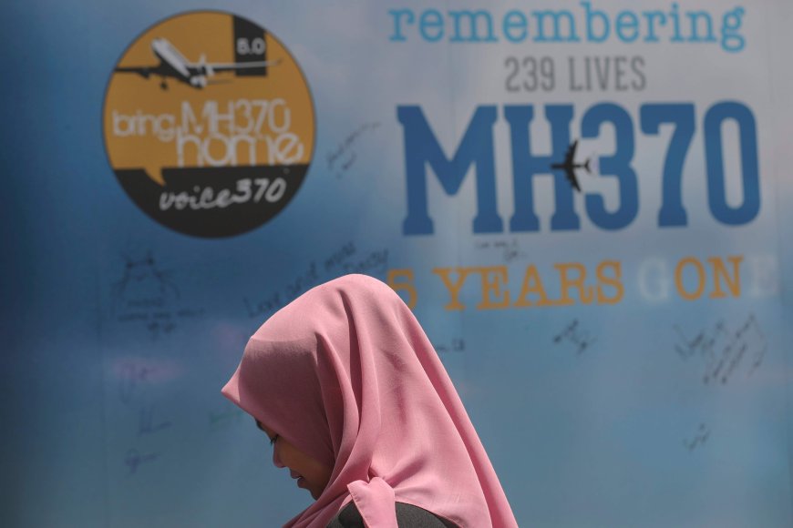 Search for MH370 flight wreckage extended for another year