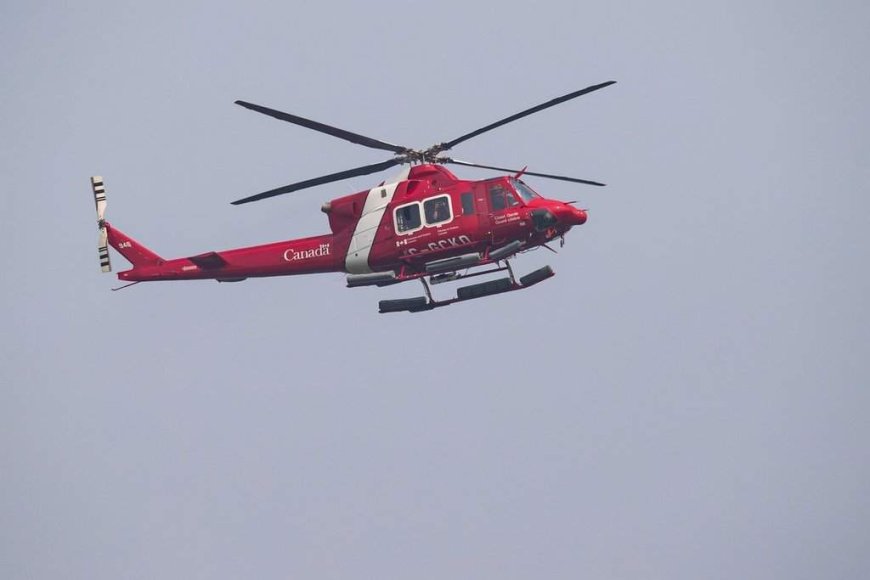 Canadian Forces suspend search for 6 missing people, RCMP take over operation