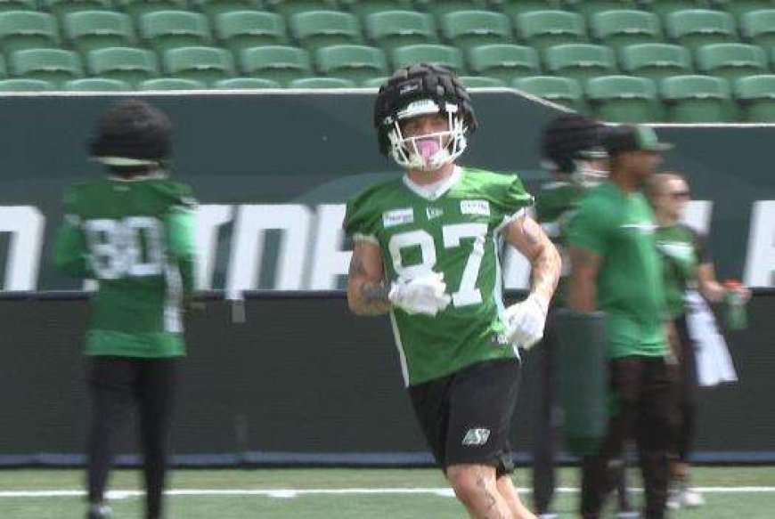 Rookies shine in Riders debut