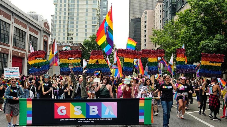 Seattle Pride parade pandemonium as nude marchers prance through streets in front of children