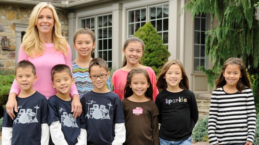 Kate Gosselin defends herself against son Collin as he prepares to release shocking new memoir
