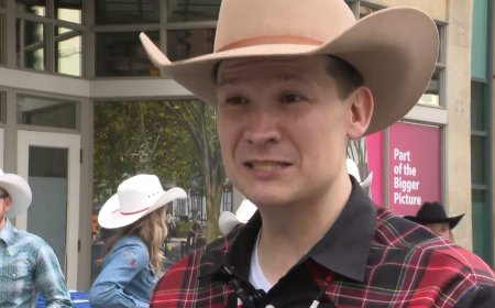 Calgary mayor says he wants to hold advocacy campaign opposing separation, but can’t