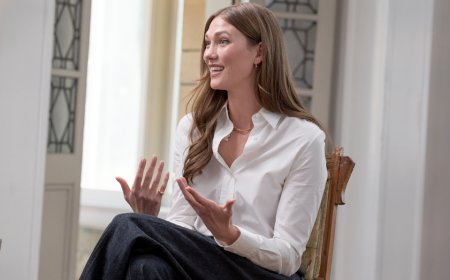 Karlie Kloss reveals what it's like navigating Trump family ties at dinner table as a Democrat