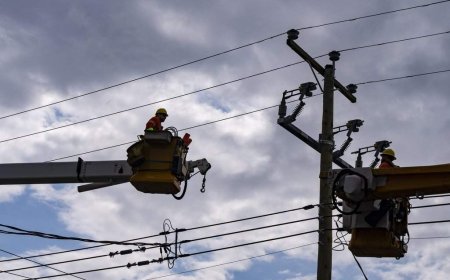 More than 30,000 hydro clients without power in Quebec after severe storms