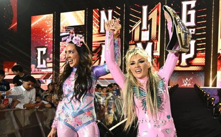 Fever guard Sophie Cunningham's viral finger-pointing meme reaches WWE
