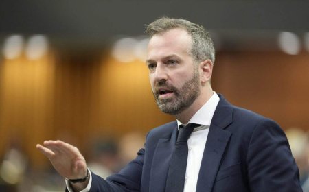 ‘Buy Canadian’ policy to be simplified for small businesses, minister says