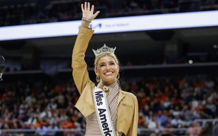 New Laker Walker Kessler popped the question to his former Miss America girlfriend Abbie Stockard