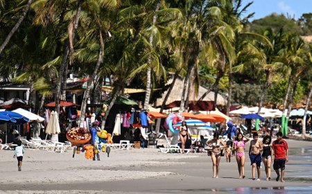 US updates travel warning for quake-hit nation, citing disaster risks and violent crime