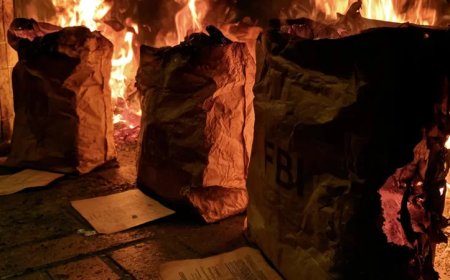 Bowne Report: Seth Rich Burn Bags Send D.C. Into A Tailspin
