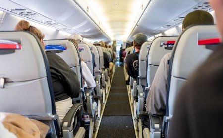 FAA sounds alarm as summer flyers approach July's biggest air traffic crunch
