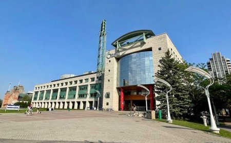 City says it kept surprise Ottawa fireworks secret over ‘public safety risks’