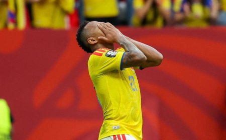 Colombian soccer federation demands investigation after star player receives death threats following World Cup