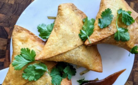 Recipe: Samosa kale chaat