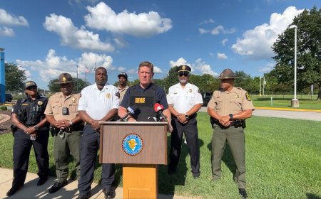Two teen suspects held after 5 family members killed in 'targeted mass shooting'