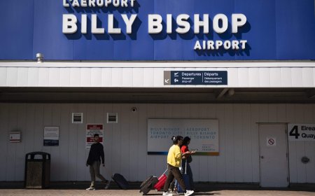 Toronto’s top doctor to study impacts of expanding Billy Bishop airport