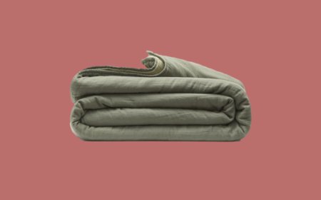 The Curator: Hot sleeper? These cooling bed essentials can help you sleep better