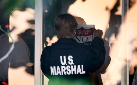 Deputy US Marshal fatally shot while serving arrest warrant in Louisiana