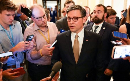 GOP leaders race to end conservative revolt as House floor stays at a standstill