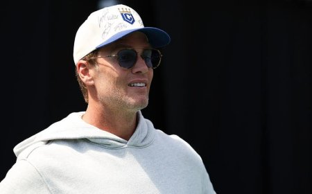 NFL fans roast NBC analyst after Tom Brady's low placement on controversial QB ranking