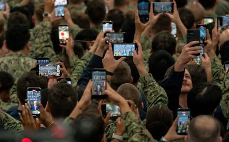 Iran mines US troops' social media as military considers seizing cellphones