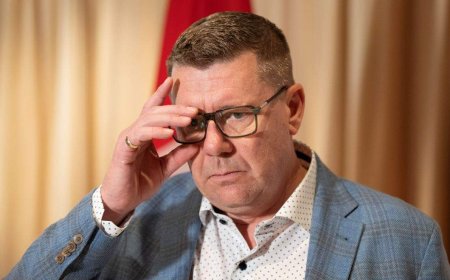 Premier Moe faces criticism over taxpayer-funded Lindsey Graham funeral trip