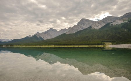 Young woman slips and dies while hiking in Kananaskis