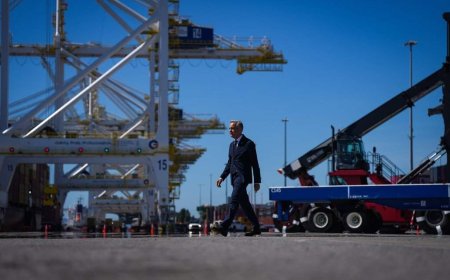 Carney says B.C. port expansion necessary to boost exports, independence