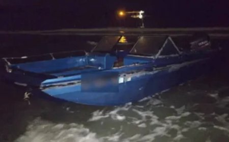 Illegals Land Boat on San Diego Beach