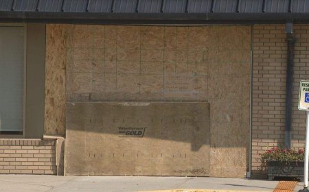 Man accused of driving into building while impaired: Saskatoon police