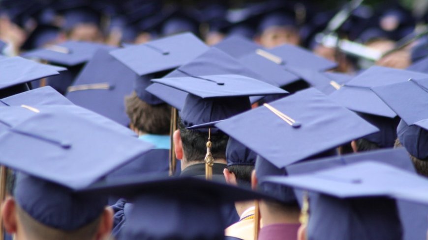Wisconsin student alleges school barred her from using Bible verse at graduation