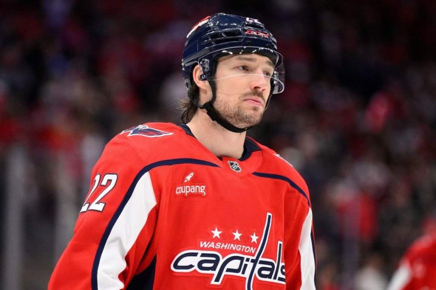 Leafs sign forward Duhaime to three-year deal