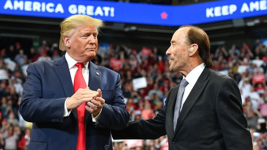 Lee Greenwood says he's 'very proud' to stand next to Trump during America's 250th celebration