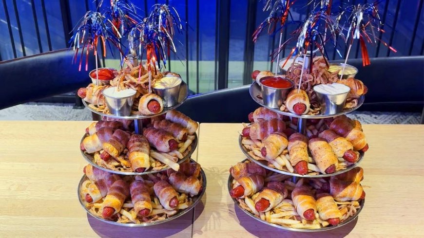 American restaurant chain celebrates nation's 250th with 'amazing' hot dog tower