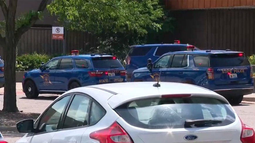 Police swarm Michigan shopping center after 'significant' shooting incident; at least 2 dead