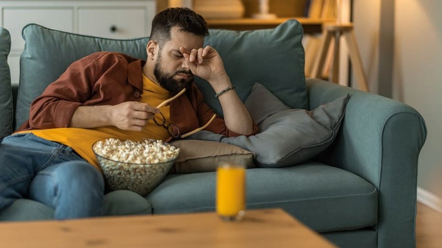 Gen Z eats nearly twice as many snacks as boomers, with experts warning they're replacing real meals