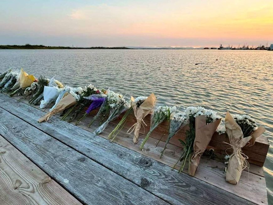 Woman rescued after vessel sank off B.C. coast died in hospital