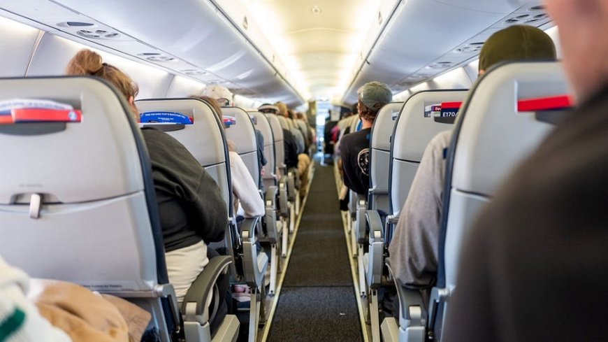 FAA sounds alarm as summer flyers approach July's biggest air traffic crunch