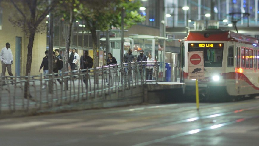 Calgary mayor floats extending 24-7 Stampede transit service year-round