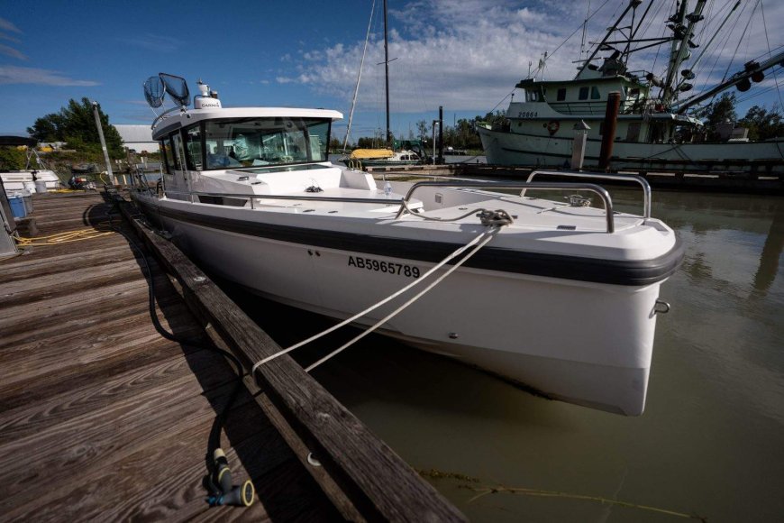 Second boat was with B.C. charter before fatal sinking, raising rescue questions