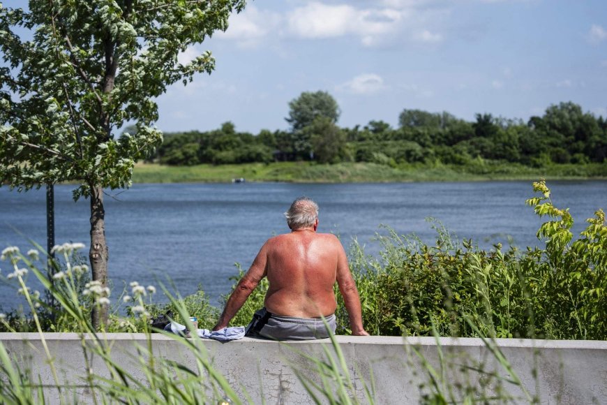 More heat and air quality warnings issued across Canada as baking temperatures continue