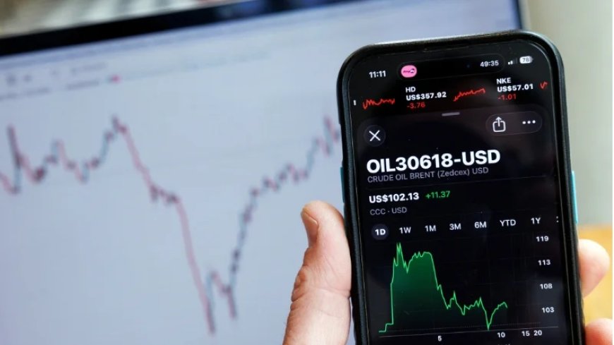 Oil Jumps 3% after US and Iran Exchange Attacks